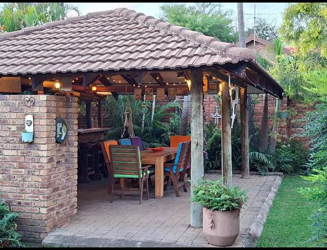 3 BEDROOM HOUSE FOR SALE IN SUIDERBERG